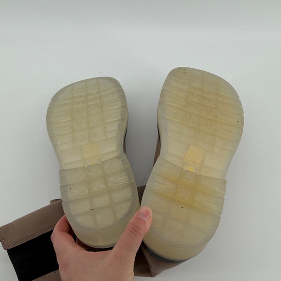 Jeffrey Campbell Tanked Women’s Boots in Taupe 9 S61 - Picture 7 of 7